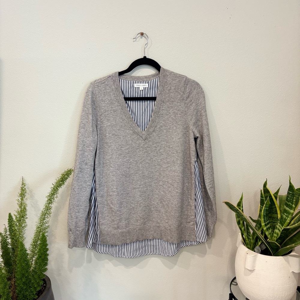 Honey Punch | Gray and White Striped Sweater | Size Medium